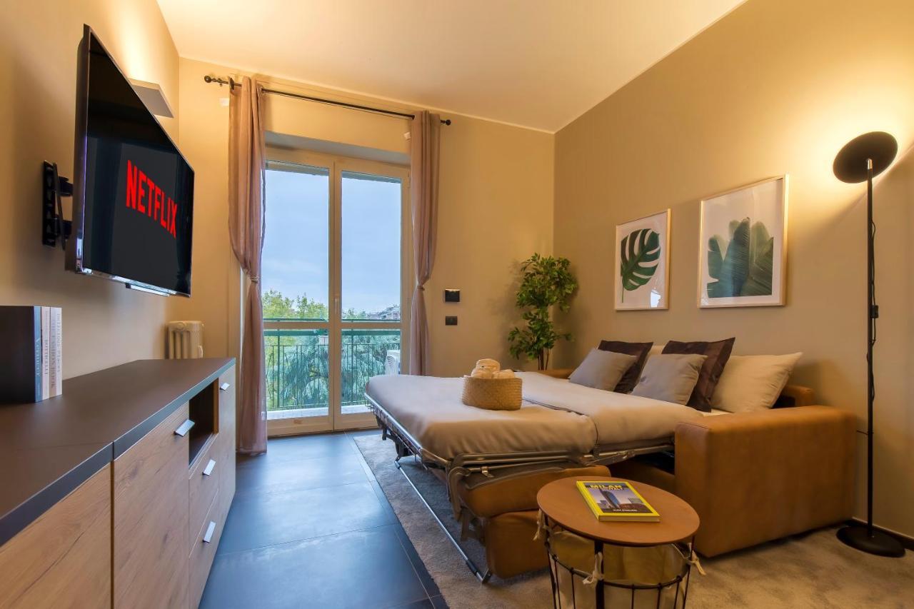 Modern & Bright 2 Bedroom Flat 50M From M4 Stop Милано Екстериор снимка